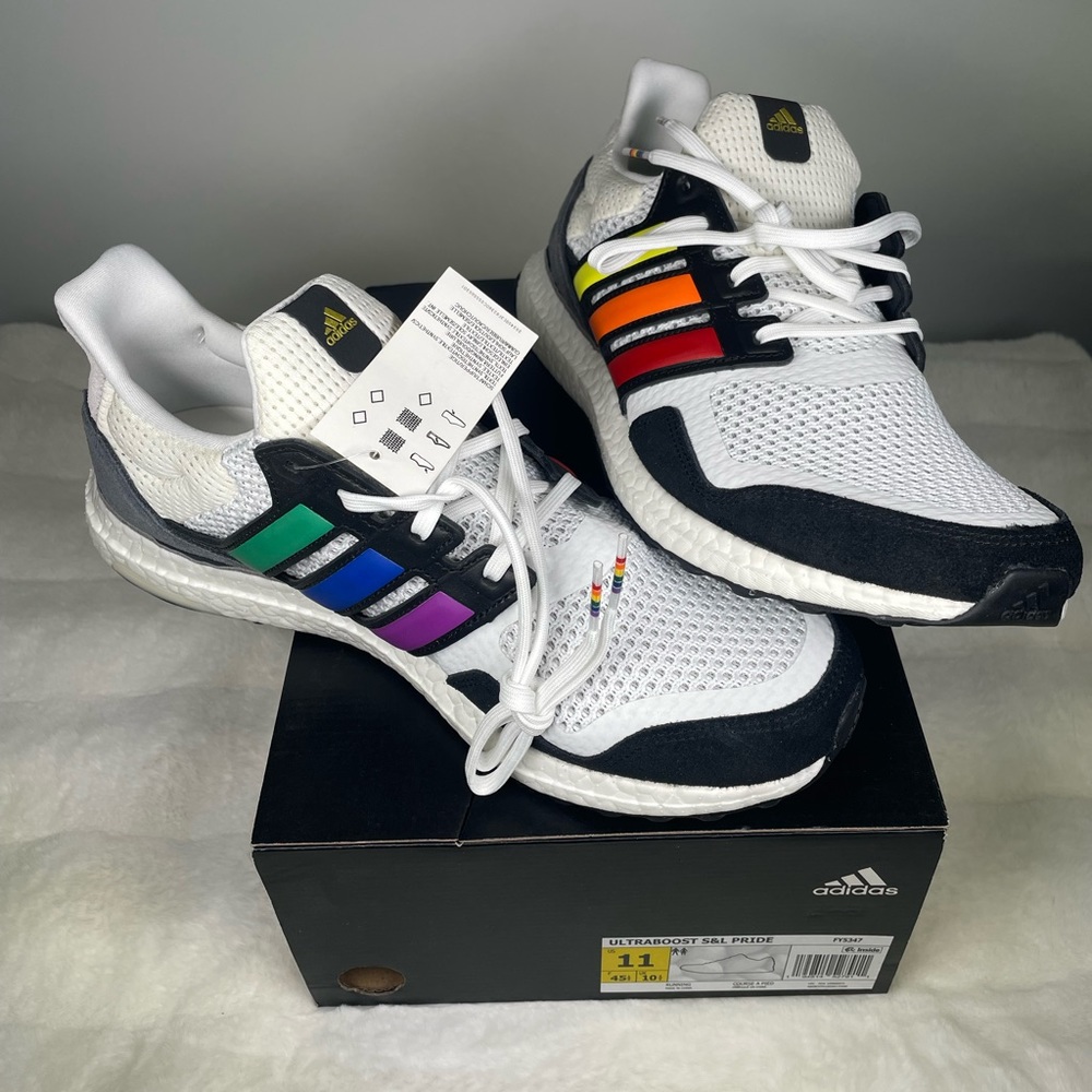 Adidas Ultra Boost S&L Pride Color-way Size 11